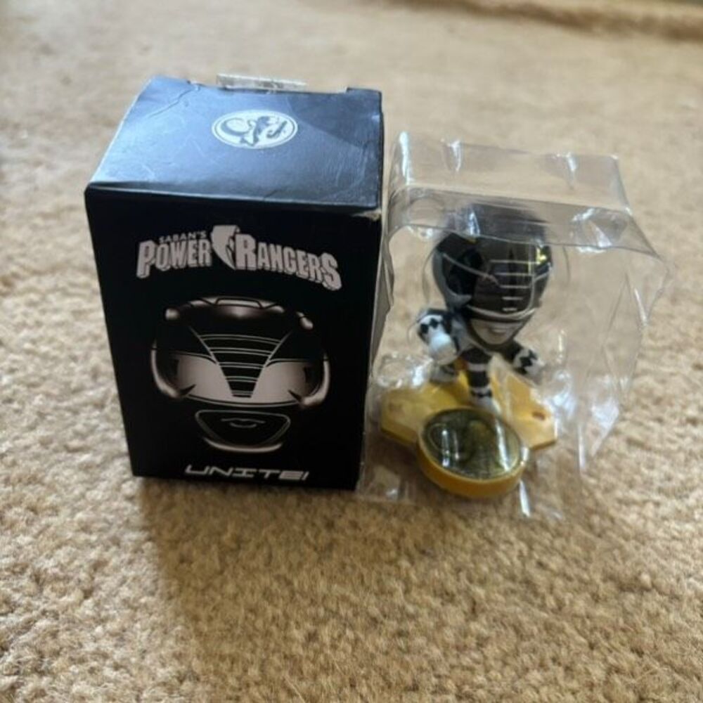 Saban’s Power Rangers Unite Loot Crate Exclusive 3/5 Black Power Ranger *New*